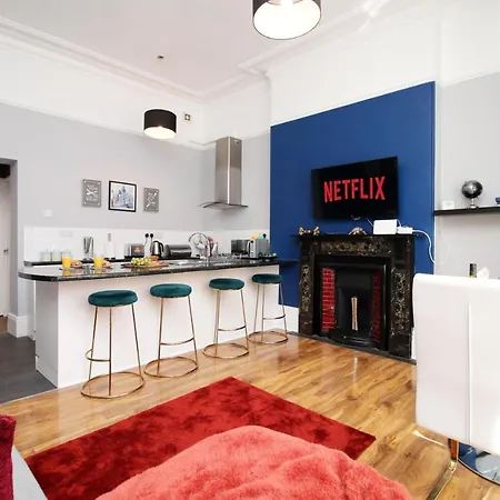 Sleek And Stylish 2 Bed In Clifton - Garden Apartment Bristol Exterior photo