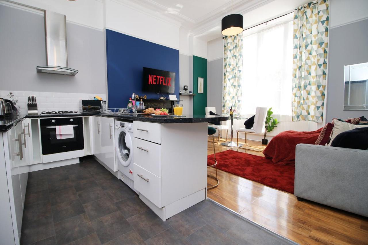 Apartment Sleek And Stylish 2 Bed In Clifton - Garden